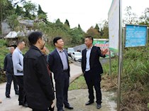 陈廷剑到宝顶调研扶贫工作