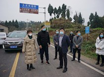 区政协主席陈廷剑赴宝顶督导疫情防控工作
