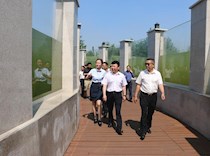 区领导率队赴眉山市考察