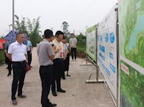 市区两级政协委员视察脱贫攻坚工作