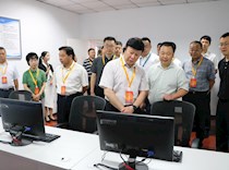 陈廷剑率政协委员视察新基建建设工作