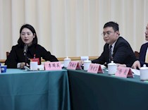 委员在区政协三届一次会议联组协商会议上发言